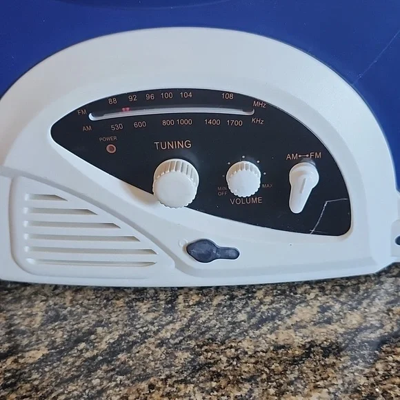 Adventure Cooler With Built In Radio - NWT - Picture 9 of 12